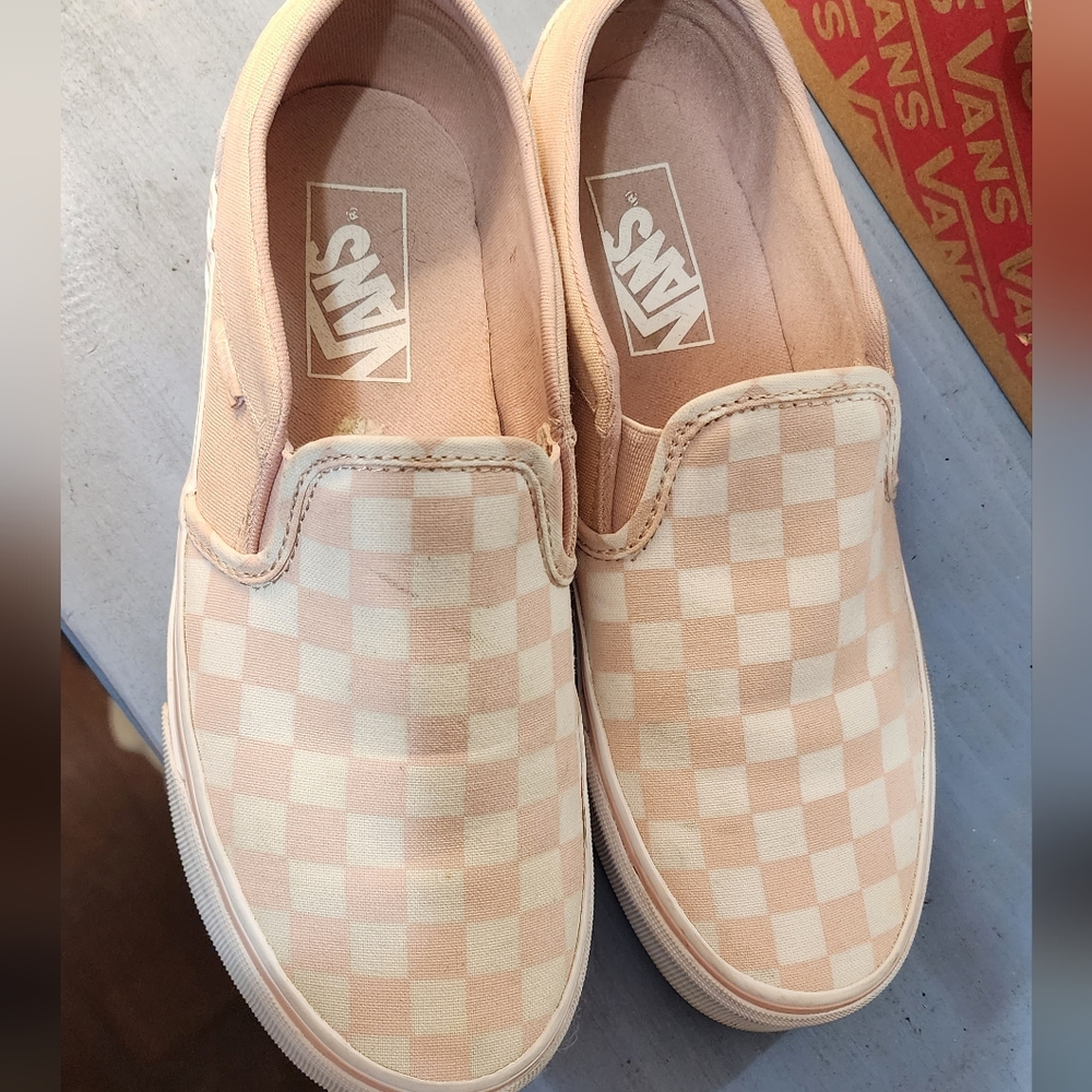 Van's Slip Ons Checkerboard Rose n White Color Size 6.5 Gently Used